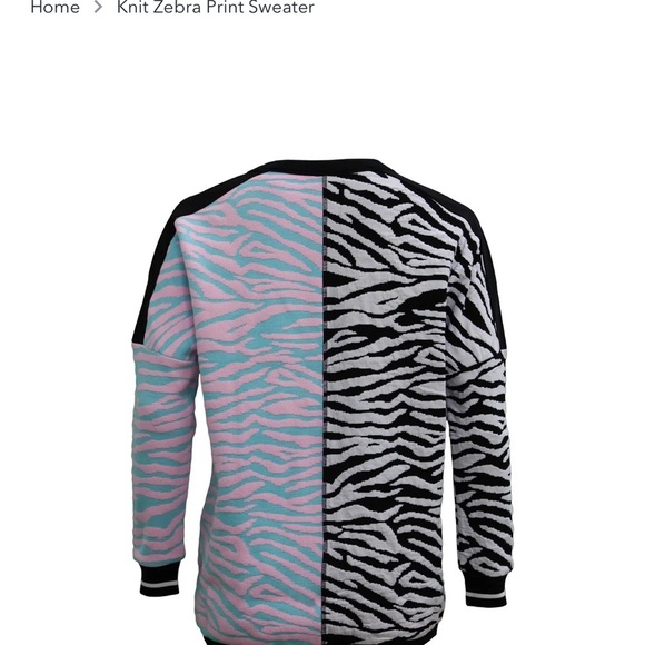 Marc Cain Long length knitted sweater with wide silhouette, contrasting … - Picture 5 of 10